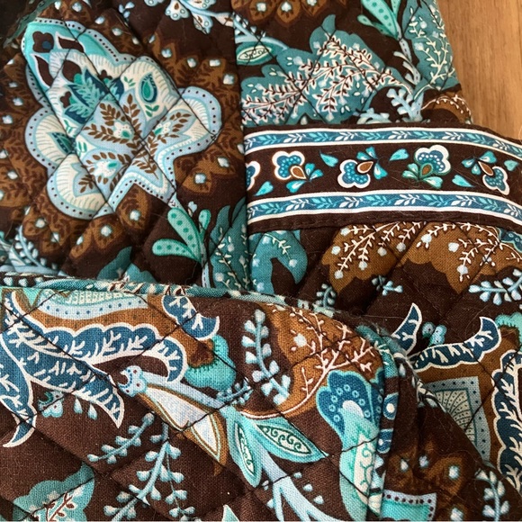 Vera Bradley Tote in Retired Java Print - Picture 3 of 4